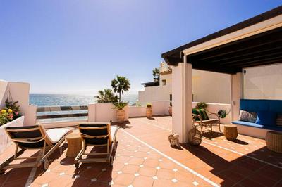Luxury beachfront/3bdrms/3baths/Ventura del Mar