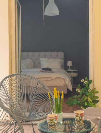 2BDRM Glyfada Residence - Jacuzzi, Garden & Parking