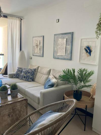 3 bedroom sea view apartment