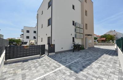 Apartment MI Čiovo with private HOT TUB and garden