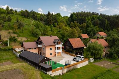 Apartman DAVID sa unutarnjim bazenom