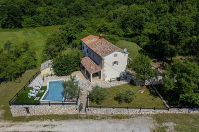 Villa Octingenti in Marceljani - Haus für 4-6 Personen