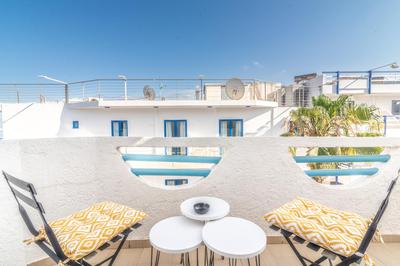 SeaSide Apartment in Downtown