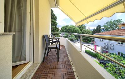 Apartment Paty