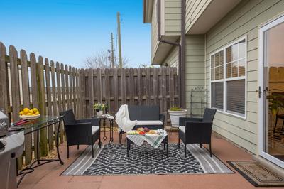 Relax in Style Near the Heart of Music City