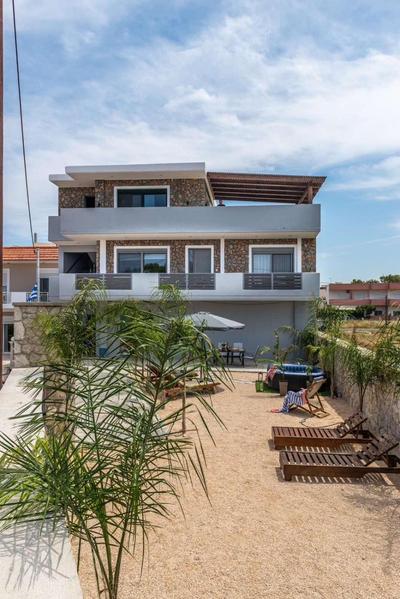 Odyssea Seaside Apartment with Sea View and Pool