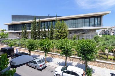 Spacious 2 Bedroom Apartment In Koukaki