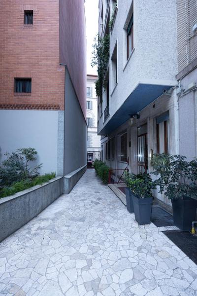 Milan Flat 5 min from Duomo with Park for small cars