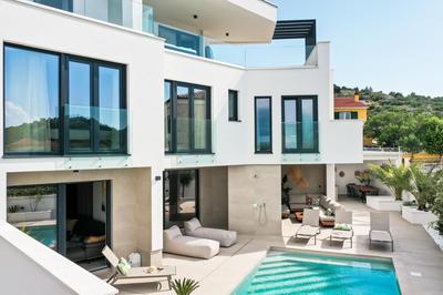 Villa Corus