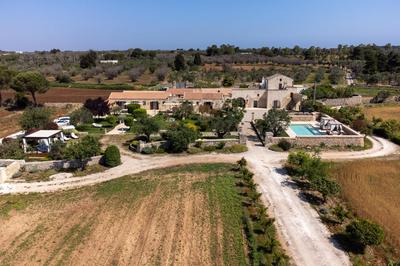 Agriturismo Alonì Costarella Masseria