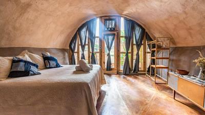 Caliu Earthship Ecolodge