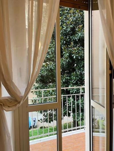 Modern Pretty Apartment near ISOLA zone