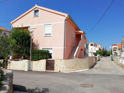 Cozy apartment Tuka 4 near the beach