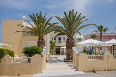 Cosmi Apts Gouves by Estia