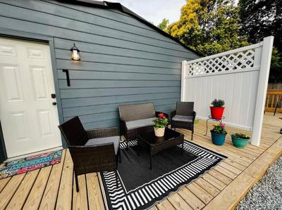 The Double Door Inn - Unit 1