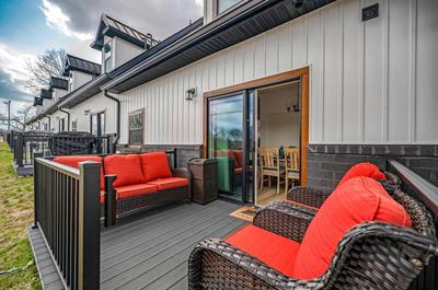*Dog Friendly*Modern home-Minutes to Dollywood, Gatlinburg, Smoky Mountains & Pigeon Forge!