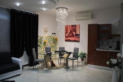 Suite Petroni
