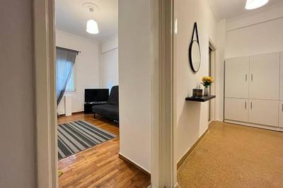 Pame Rentals - Ideal For 4 in Pagrati
