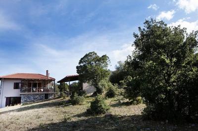 Bezeniko Amazing Arcadian Property!