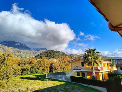 Przytulny apartament w Belvedere Marittimo