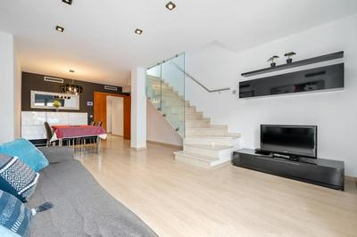 Hauzify I Apartament Ponent