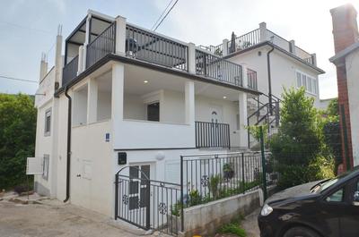 Sun Ray Apartments