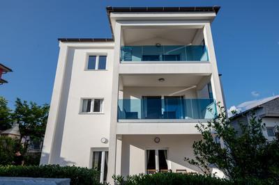 Peaceful Haven near the Sea-Apartments Torlak Rab