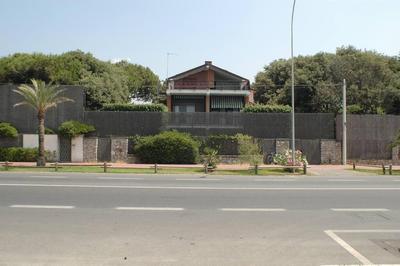 Villa Il Platano con giardino Beachfront