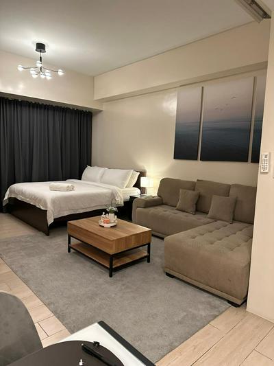 81 Newport Condominium Cluster 5 3A by Rechelle Nunag