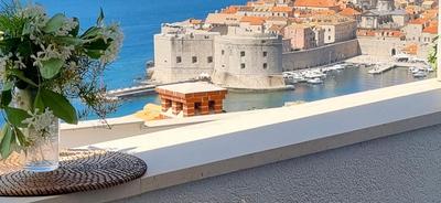 BEAUTIFUL APARTMENT,AMAZING VIEW,parking!