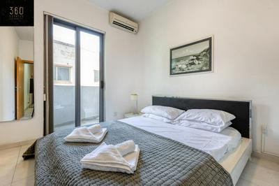 Stylish & Cozy 1 BR APT in the Heart of Paceville by 360 Estates