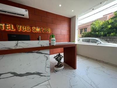 Hotel Yog Safari, Behind Parmarth Niketan