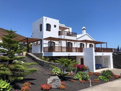 Elegant Villa Oceano Once - Beautiful 5 Bedrooms Private Pool