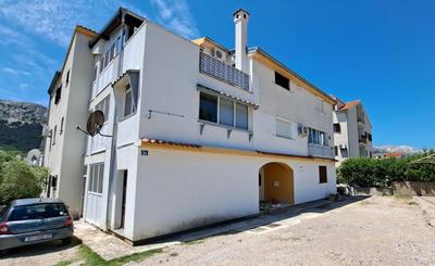 Cozy One-Bedroom Apartment Baška