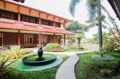 OYO 1667 Edotel Smkn 1 Pacet Syariah