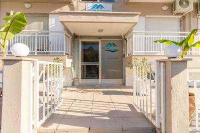 Del Mar Apartments II
