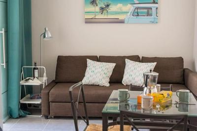Appartment in the center near beach & free WIFI