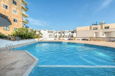 Pool Apartment