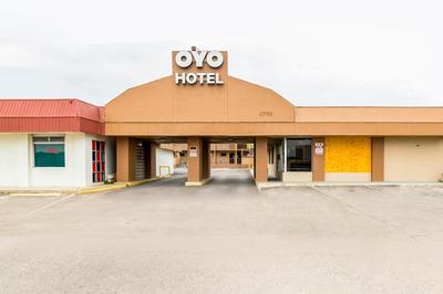 Oyo Hotel San Antonio Lackland AFB Seaworld Hwy 90 W
