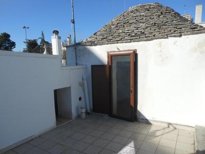 Agape fra i Trulli Dimora Orchidea