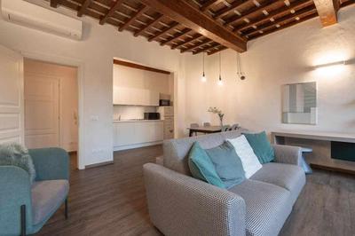 Elegant Green Apartment In San Gallo Firenze