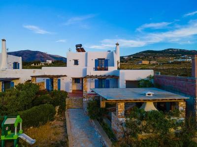Villa Ioanna for 10 - AllParos Villas