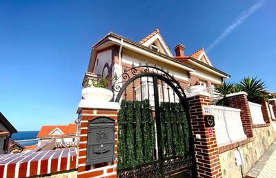 Villa ATENEA