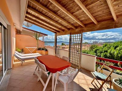 Attico LA MADDALENA vista mare