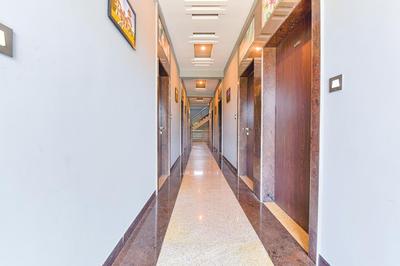 FabHotel Maanvad Garh