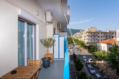 APT 48, COZY APARTMENT IN KALAMATA CITY CENTER