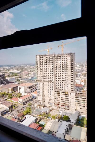 2 Bedroom Condo @ Midpoint Residences w/ City View