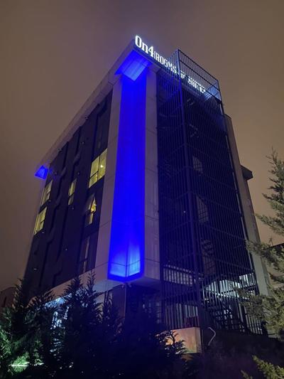 On4 Rooms & Suites - Image 10