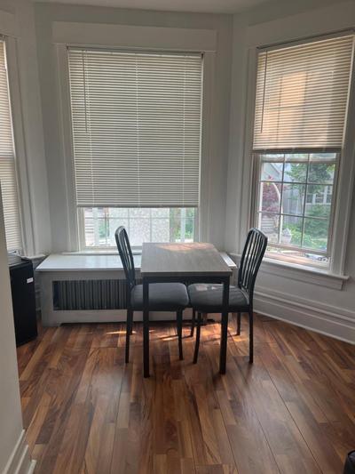 Hollywood Rentals LLC