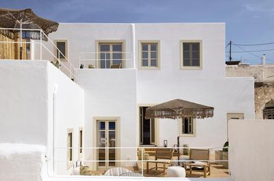 Niove Suites Milos